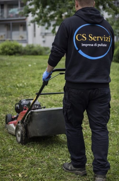 MANUTENZIONE AREE VERDI